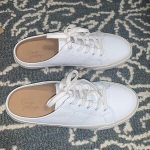 Crown Vintage slip on sneakers